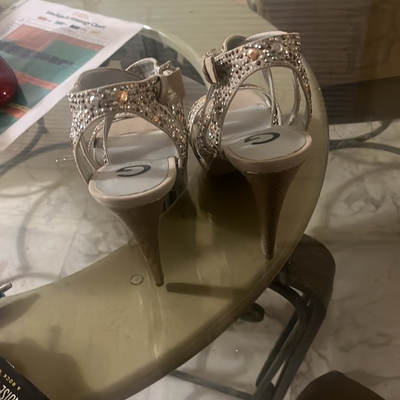 G By Guess Nadia Strappy Heels - Picture 4 of 6